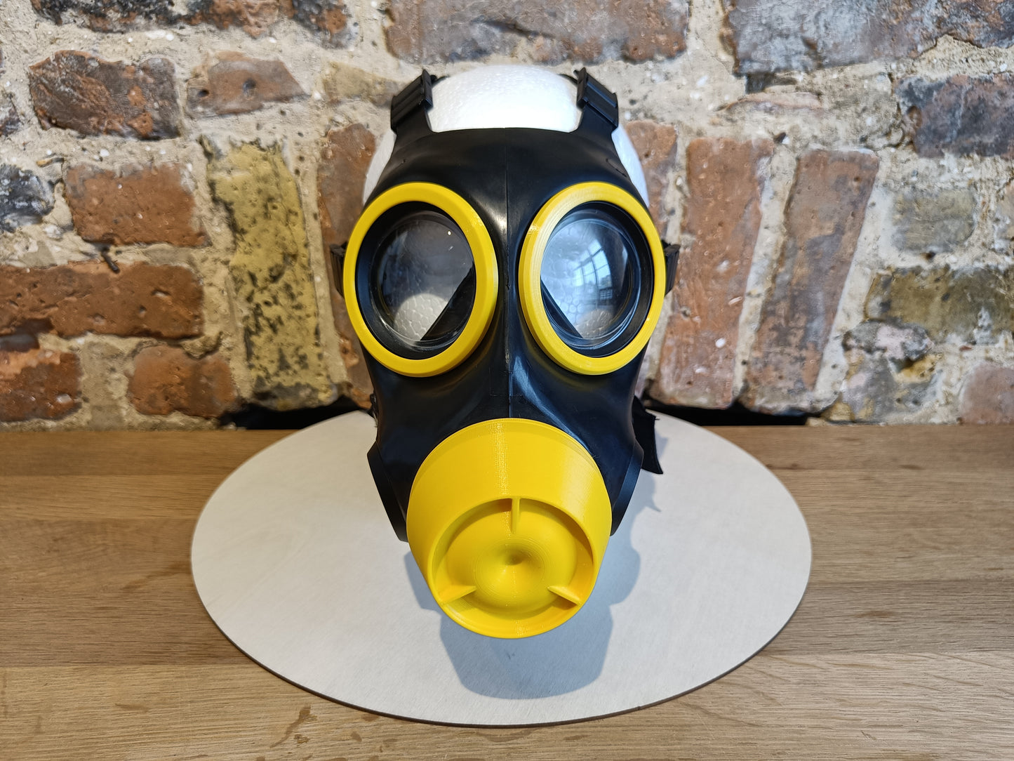 Sample: Dual Port FM12 Stroker Gas Mask Size 3 (Yellow Parts)