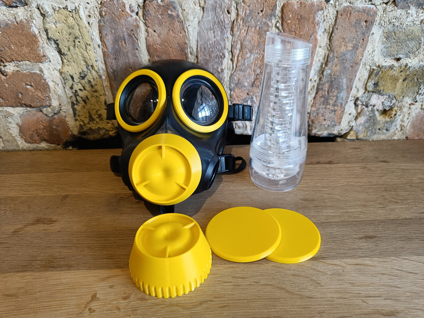 Sample: Dual Port FM12 Stroker Gas Mask Size 3 (Yellow Parts)
