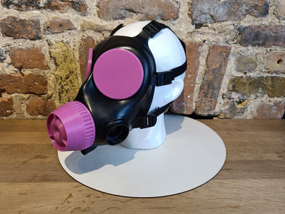Sample: FM12 Stroker Gas Mask Size 3 (Pink Parts)