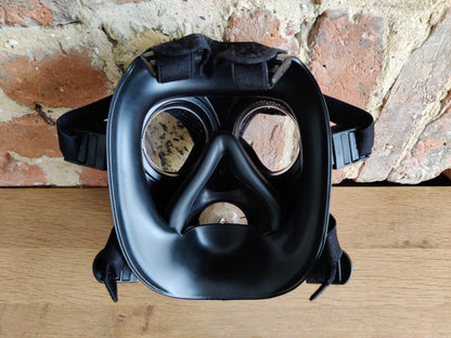 Sample: Dual Port FM12 Stroker Gas Mask Size 3 (Yellow Parts)
